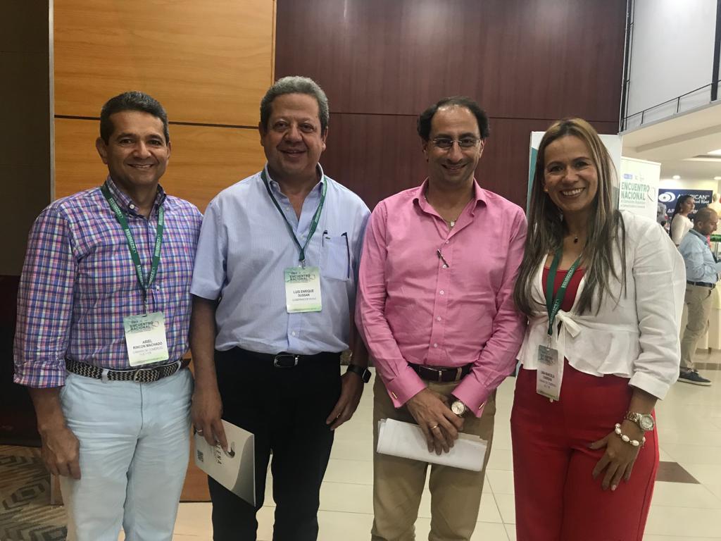 Ariel Rincón Machado, Presidente Cámara de Comercio de Neiva, Luis Enrique Dussán, Gobernador electo del Huila, José Manuel Restrepo, Ministro de Comercio, Industria y Turismo y Lina Marcela Carrera, Directora de Competitividad, Innovación y Emprendimiento de la CCN.